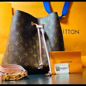 Sold Louis Vuitton Neo Noe MM Rose Poudre